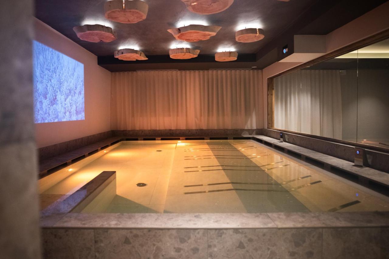 Hotel Zirmes Моена Екстериор снимка