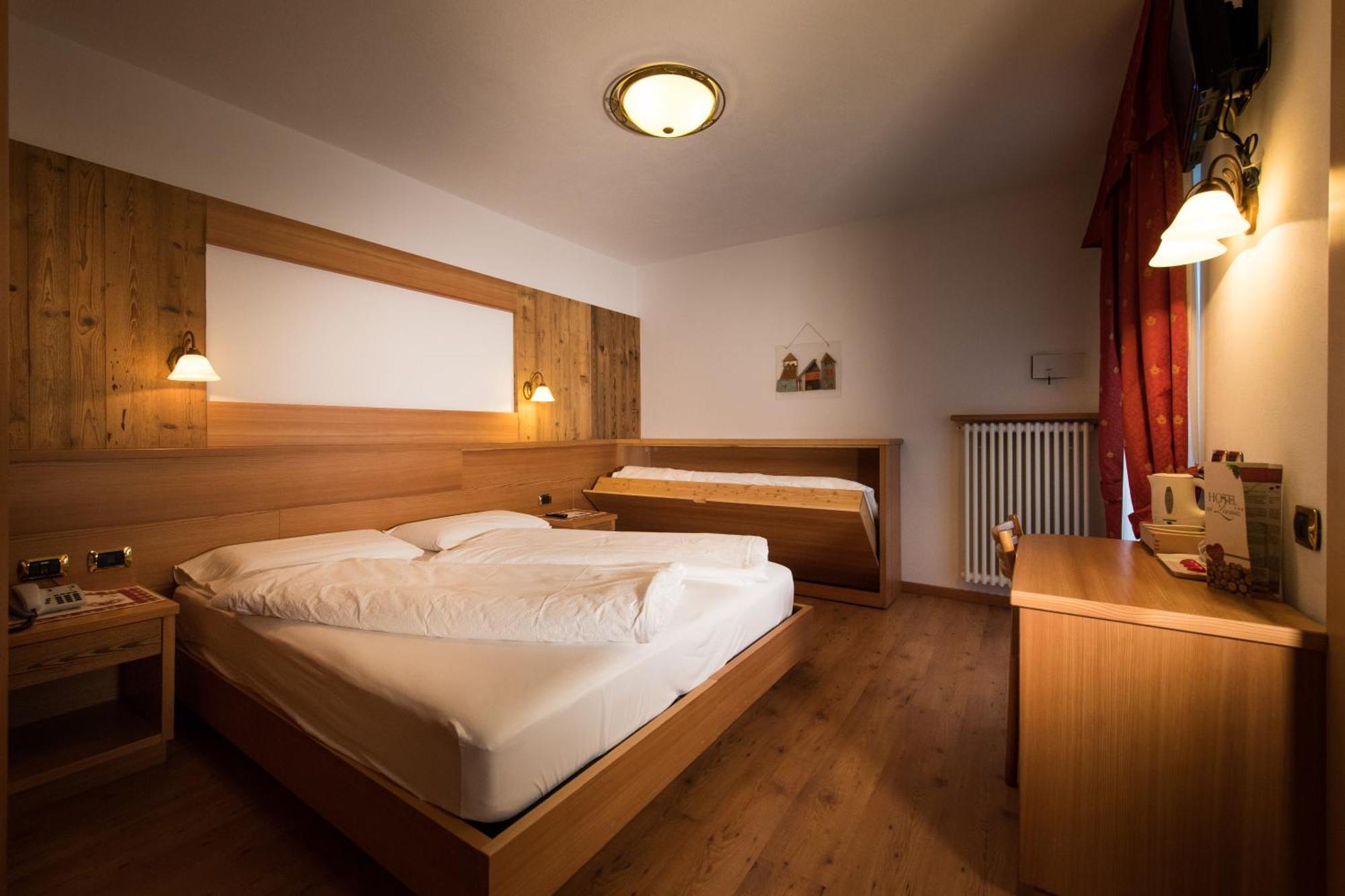 Hotel Zirmes Моена Екстериор снимка