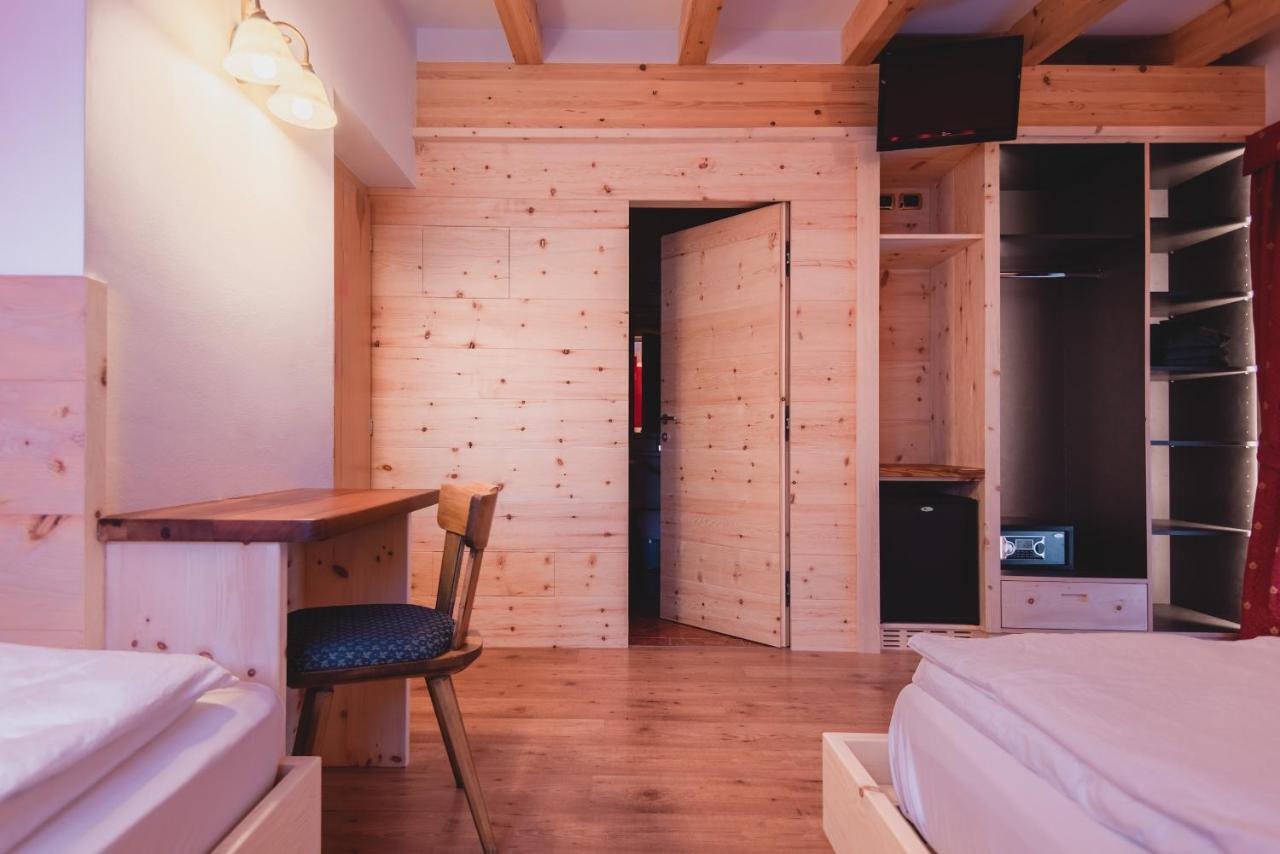 Hotel Zirmes Моена Екстериор снимка